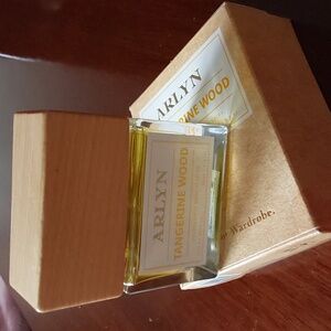 Tangerine Wood, Travel Ready. AMAZING SCENT!